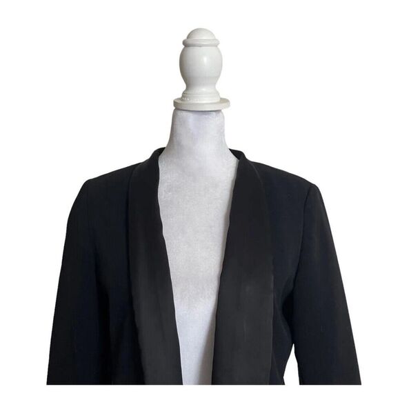 Vince Camuto Women’s Open Front Padded Shoulder Black Blazer Jacket Designer 6P - Picture 10 of 10